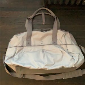 Good condition lululemon duffel bag